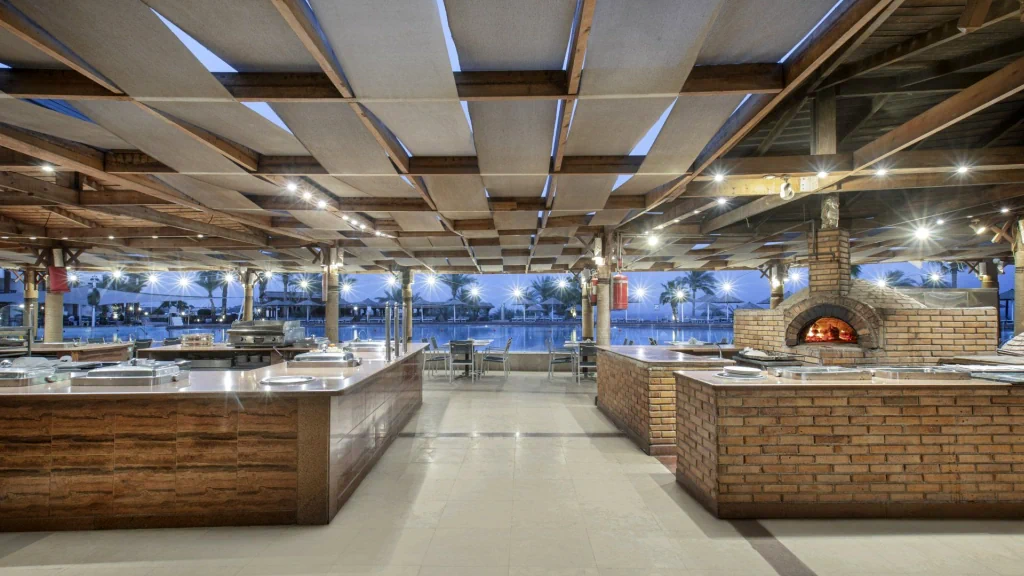 الفندق بيراميزا بيتش ريزورت - شرم الشيخ